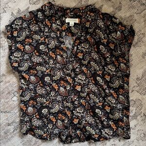 Treasure & Bond - Women's Black Floral Button-Front